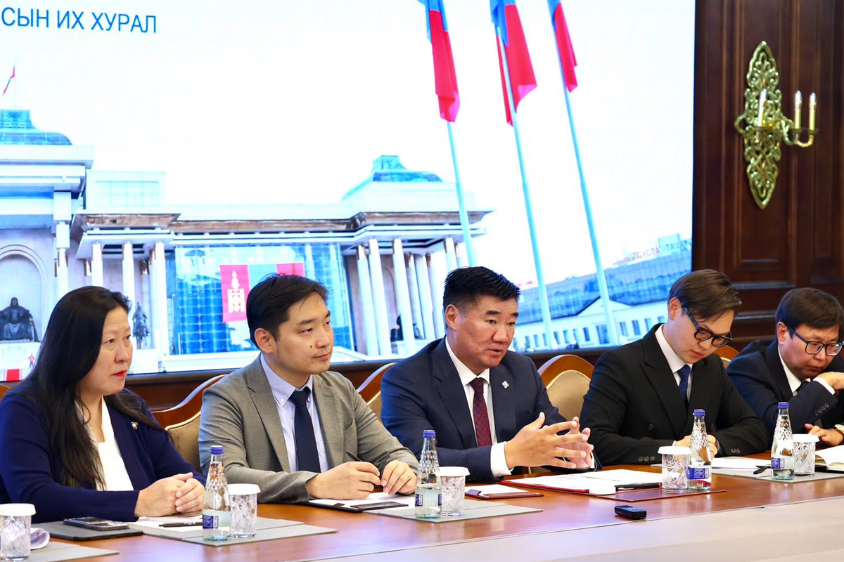 УИХ-ын дарга С.Бямбацогт Японы Парламентын Зөвлөхүүдийн танхимын дэд даргыг хүлээн авч уулзлаа
